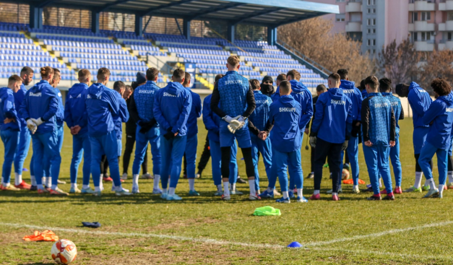Maqedoni e Veriut/ Shkupi në krizë, nuk do ta luajë ndeshjen ndaj Sileksit