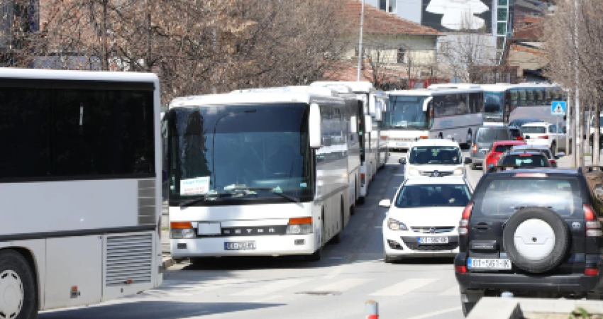 Kthimi nga Xhamia e Llapit, Komuna kundërshton kompanitë e autobusëve të Podujevës