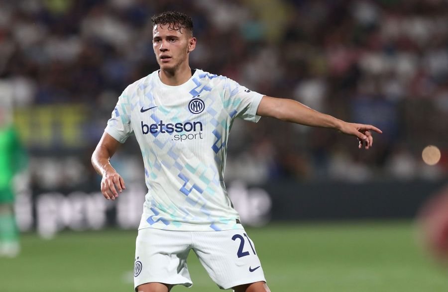 Inter dhe Bologna intensifikojnë bisedimet për Kristjan Asllanin, marrëveshja pranë mbylljes