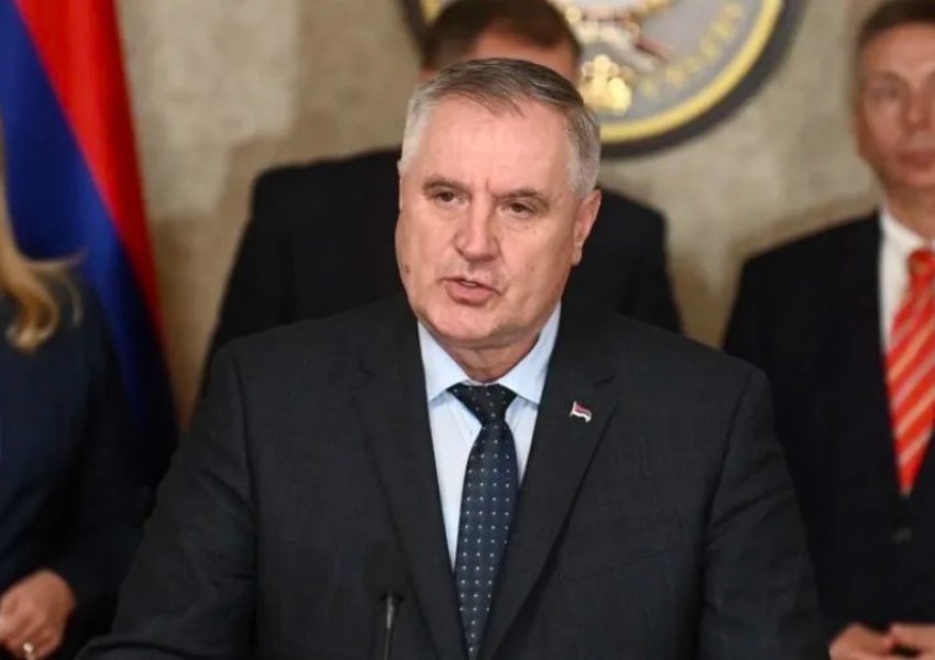Radovan Viškoviç jep dorëheqjen si kryeministër i Republikës Srpska