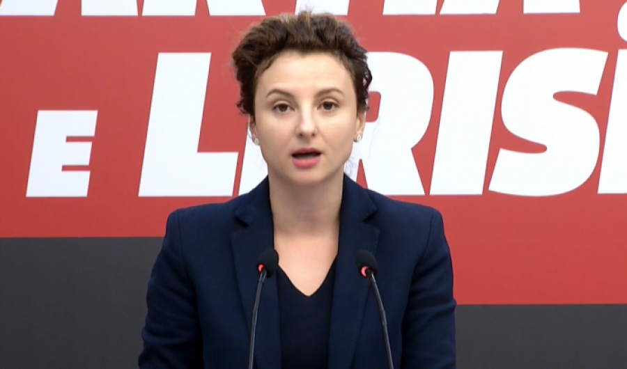 ‘Shkatërrim i arsimit’/ Xhixho: Efektet e ligjit për pengmarrjen e diplomave të studentëve të mjekësisë kanë nisur të shihen