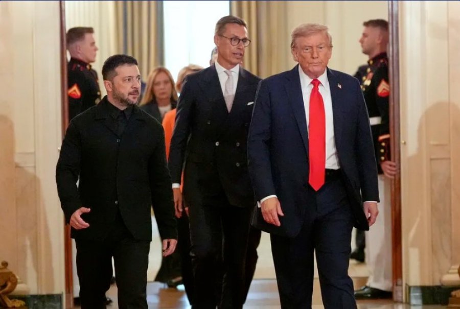 Ja çfarë i dhuroi Zelensky Trumpit për ta 'marrë me të mira'