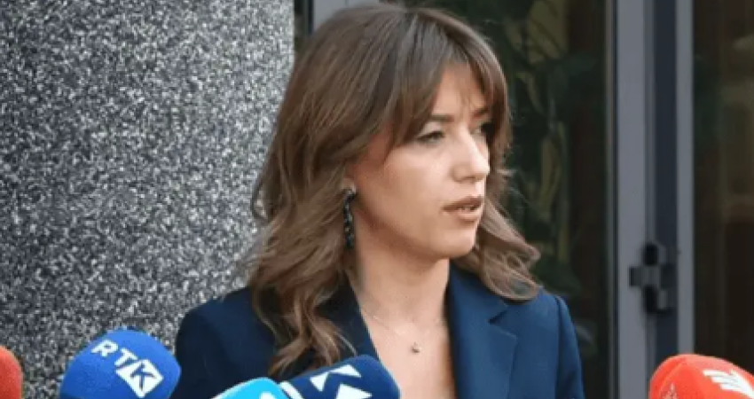 Albulena Haxhiu nuk tregon se a do ta respektojë VV-ja vendimin e Kushtetueses
