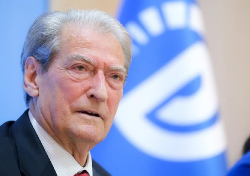‘Akt banditesk ndaj gazetarit’, Berisha: Mired Reçi, kushëriri i parë i Lubi Ballukut, kërcënon me pengmarrje gazetarin 