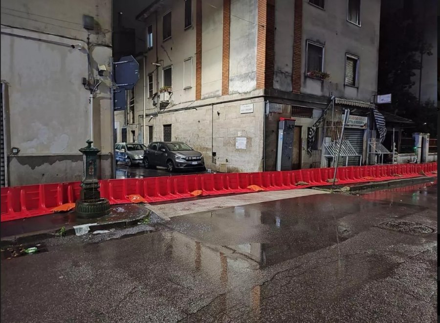 Milano përfshihet nga reshje të dendura dhe përmbytje, lumi Lambro tejkalon nivelet e sigurisë