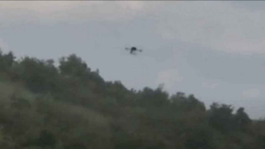 Dyshime për dronë serbë në Kosovë/ Fluturuan mbi Burgun e Sigurisë së Lartë, KFOR-i dhe Policia intensifikojnë monitorimin