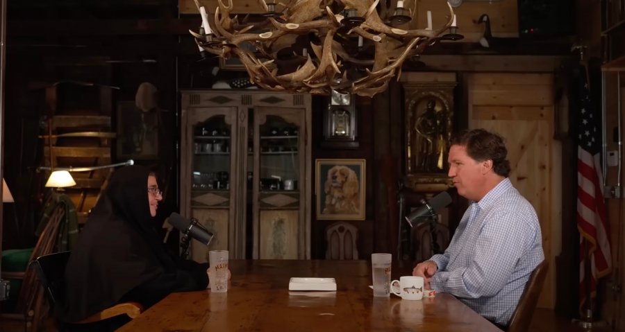 Intervista 'shokuese' e murgeshës Agapia Stephanopoulos në ‘The Tucker Carlson Show’ për jetën në Palestinë