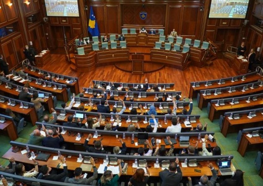 Deputetëve u kërkohet konsensus për dalje nga ngërçi politik