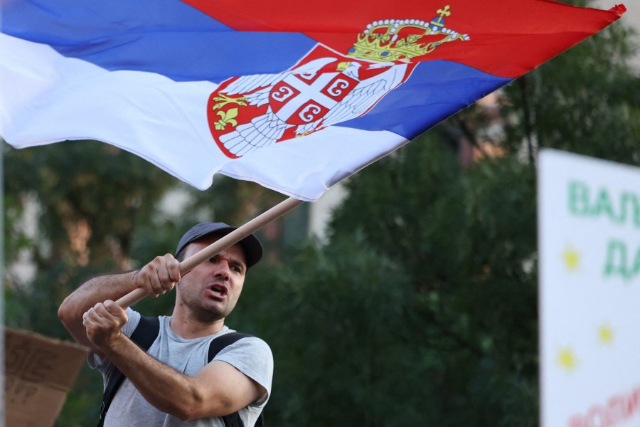 Serbia si qendër e operacioneve hibride ruse në Evropë: Pesë raste të dokumentuara  