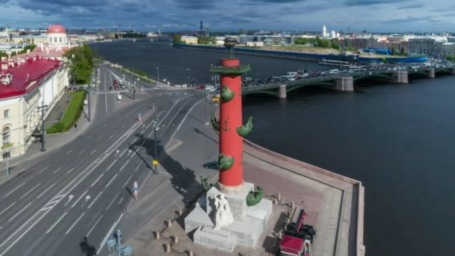 Sulmet me dronë detyrojnë autoritetet në Shën Petersburg të mbyllin aeroportin e Pulkovos