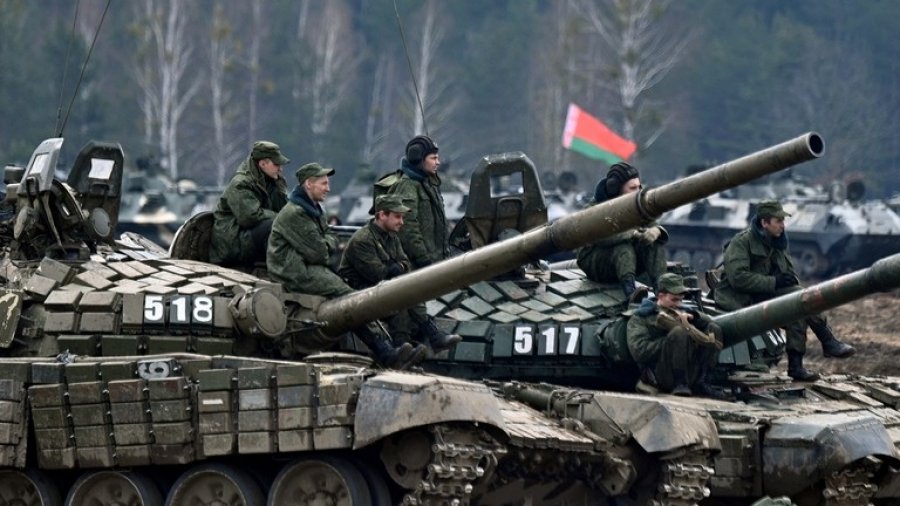 'Qëndroni larg kufijve tanë', Ukraina paralajmëron Bjellorusinë para stërvitjes së përbashkët me forcat ruse