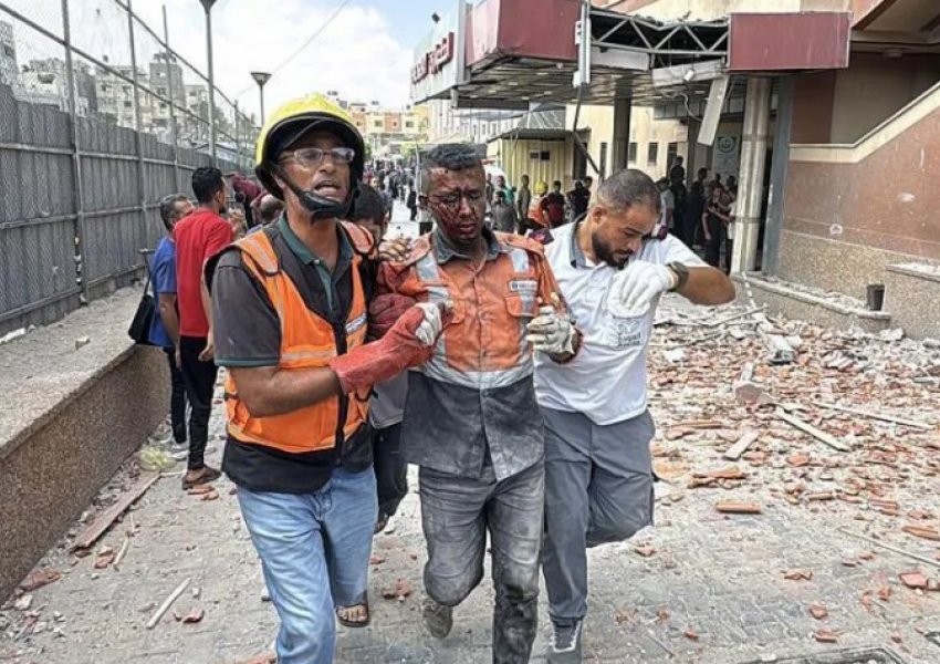 Katër gazetarë mes 15 viktimave nga sulmi izraelit ndaj një spitali në Gaza