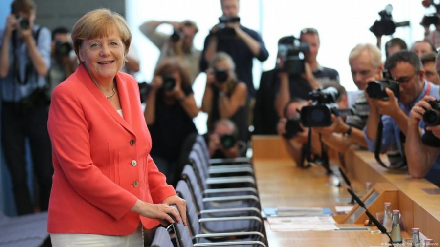 'Kemi arritur shumë deri tani'/ Merkel rikujton vendimin e 2015-ës dhe sfidat e migrimit në Gjermani