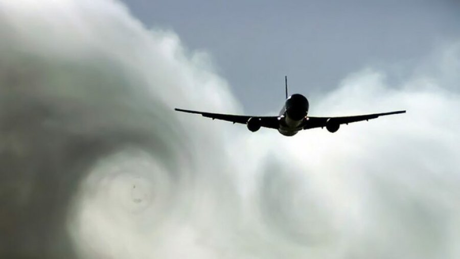 Si po ndikon ndryshimi i klimës në rritjen e turbulencave ajrore