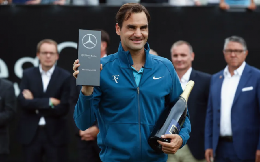 Roger Federer futet në listën e sportistëve miliarderë