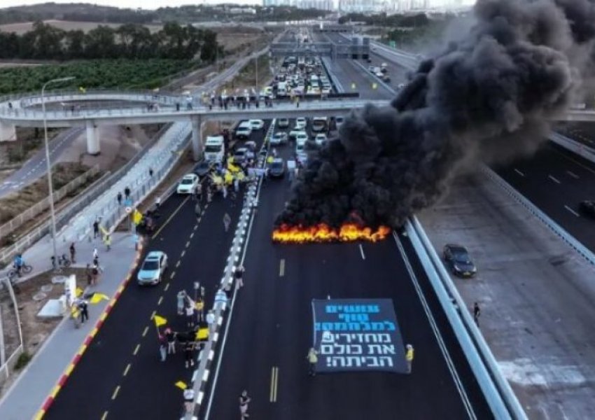 Bllokohen autostradat në Tel Aviv – Po rritet zemërimi i izraelitëve