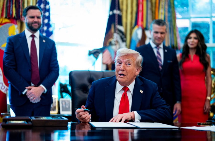 Donald Trump: Shumë amerikanë do dëshironin një diktator! Unë nuk i pëlqej, s’jam i tillë! 