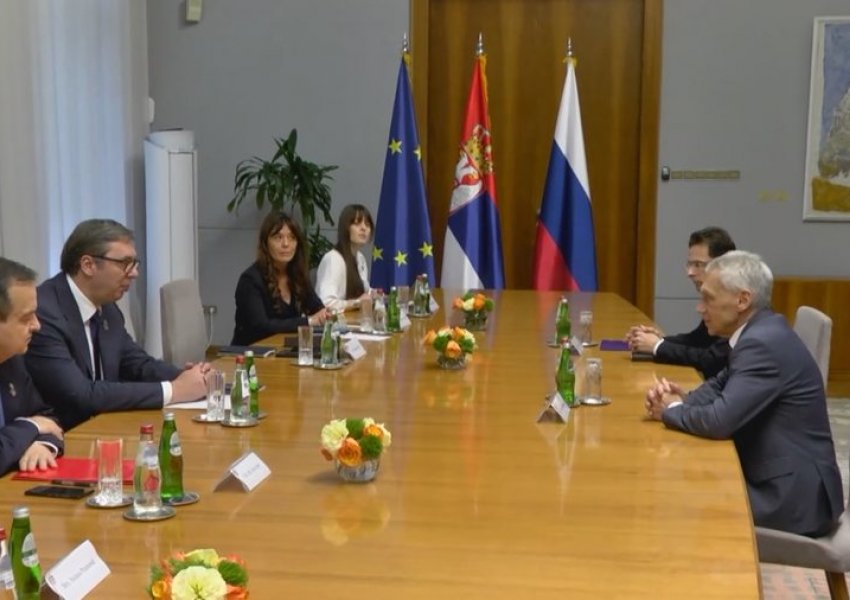 Mesazh i koduar nga Moska për Vuçiçin: Njohja e Kosovës dhe sanksionet ndaj Rusisë, 'fund politik' për çdo lider serb