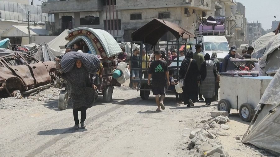 Tanket izraelite rrafshojnë qytetin e Gazës, evakuimi i pashmangshëm