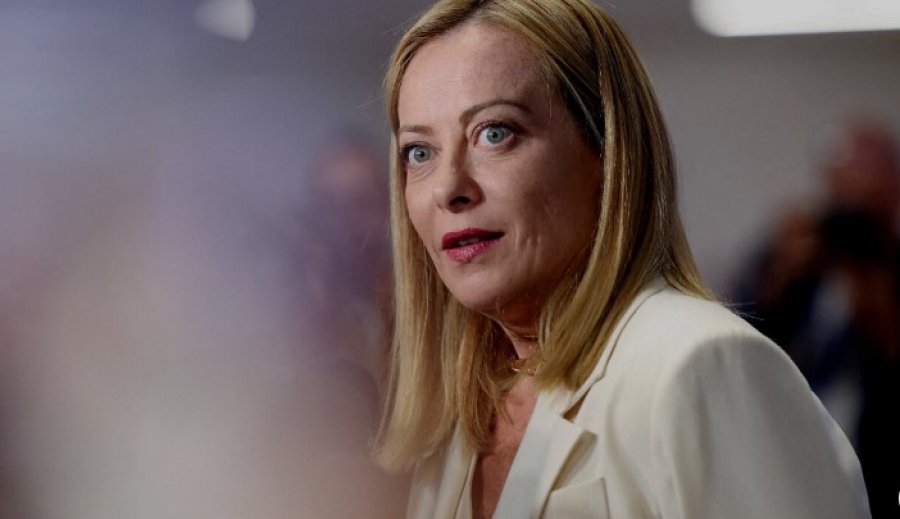 Giorgia Meloni flet në takimin e Riminit për emigracionin, sigurinë dhe solidaritetin ndërkombëtar