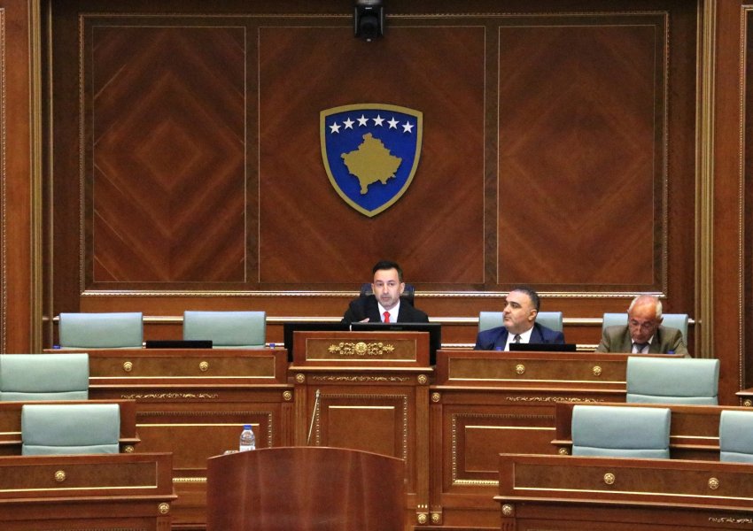 Ngërçi politik paralizon agjencitë shtetërore