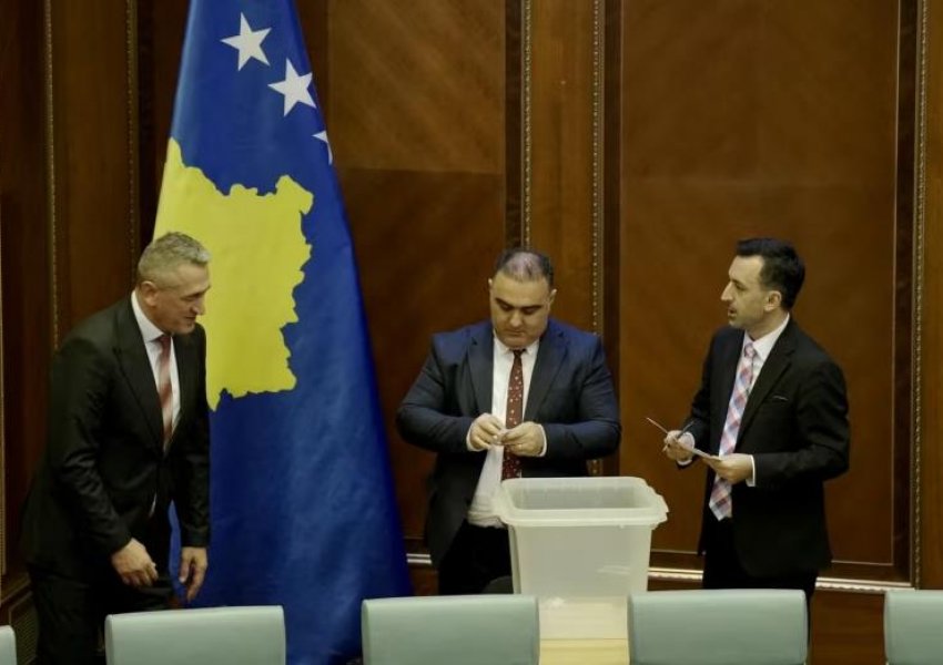 A është legjitim shorti për nënkryetarin serb të Kuvendit?