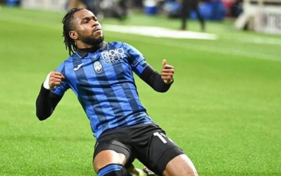 Bayerni futet në garë për Ademola Lookman, Atalanta pret ofertën e duhur