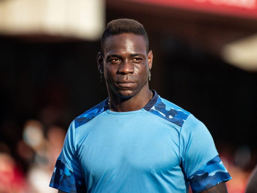 Balotelli e mbyll përfundimisht çështjen penale për incidentin e vitit 2023