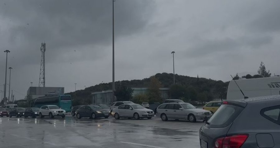 Greva e fermerëve grekë, bllokohet për 5 orë kalimi në aksin Kakavijë-Janinë