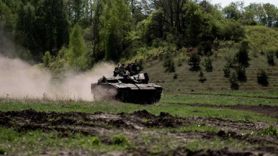 Estonia gati të dërgojë trupa në Ukrainë për garanci sigurie