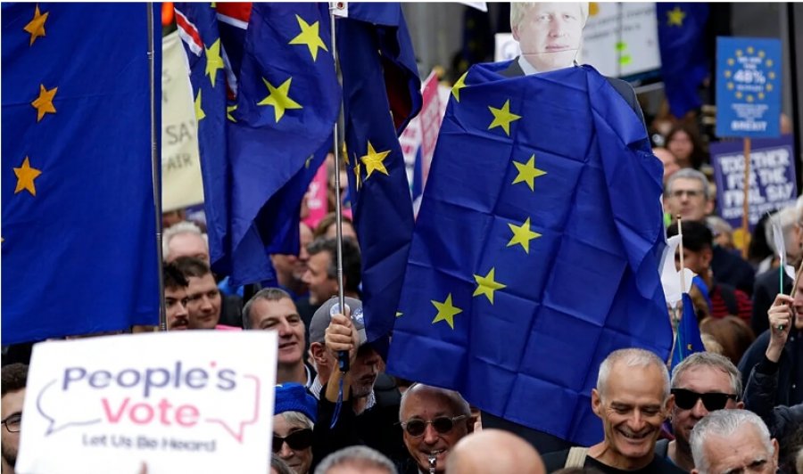 Një dekadë Brexit: Britania mbetet prapa kolegëve në tregti dhe rritje