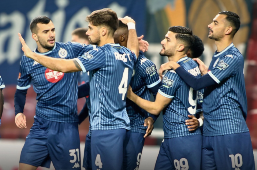 Dinamo i jep leksion Tiranës me 6 gola në derbi