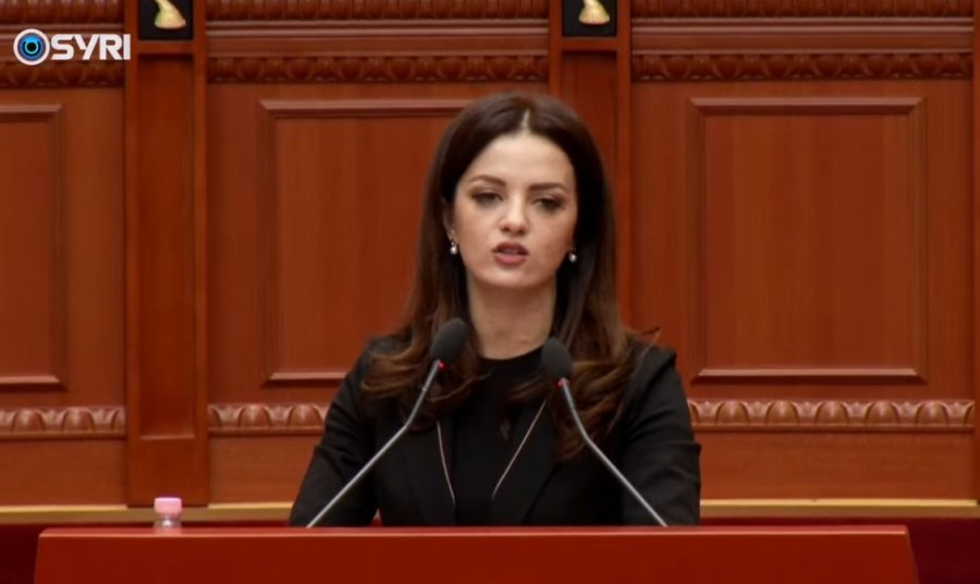 Hoti: Banorët e Fushë-Kuqes të harruar nga shteti, uji u ka marrë gjithçka...