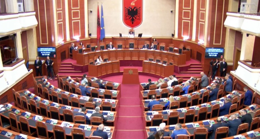 Sot seancë plenare, 20 çështjet që parashikohen në Rendin e Ditës