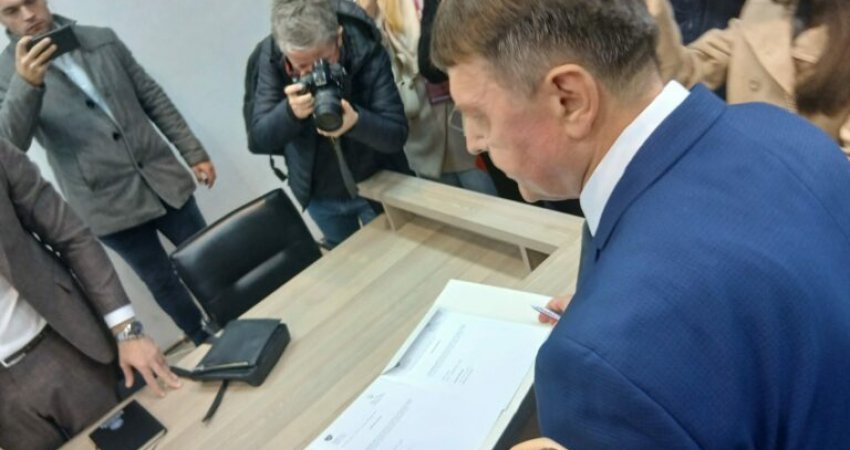 Betohet kryetari i ri i Zveçanit: Do të bashkëpunoj me të gjitha institucionet në Prishtinë