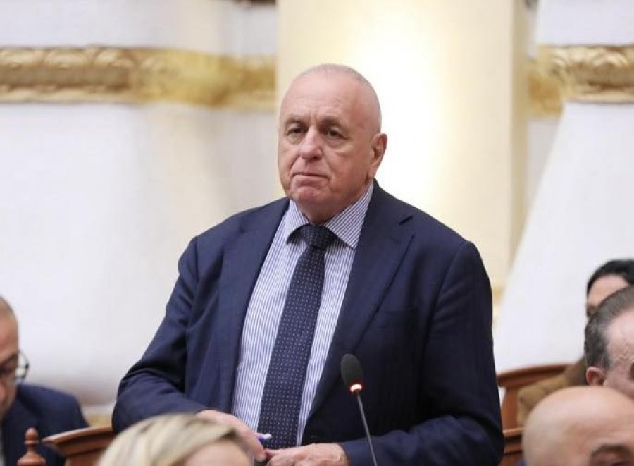 'Projekt tinzar i Ramës', Shehu: Qeveria po shkatërron spitalin e Përmetit për qendra refugjatësh