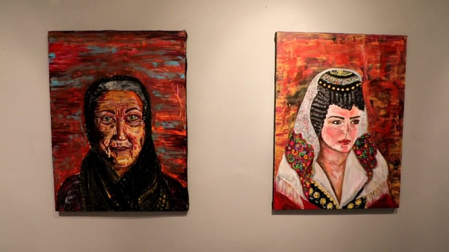 Alice Taylor, Jeton Cini dhe Mikel Smaçi sjellin 'Art Gala Berat' me një koleksion të pasur veprash