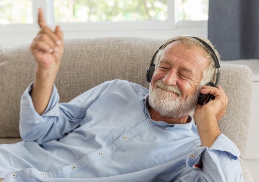 Si ndikon muzika e preferuar në trurin tonë: Efekti i nostalgjisë