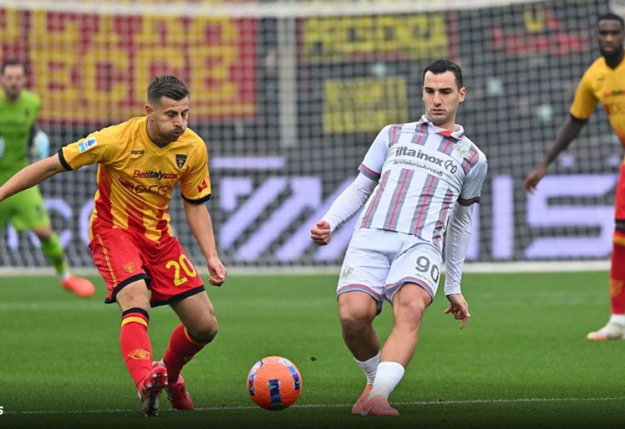 VIDEO/ Cremonese vazhdon të befasojë, fiton edhe ndaj Lecce-s, Ramadani shkakton penallti