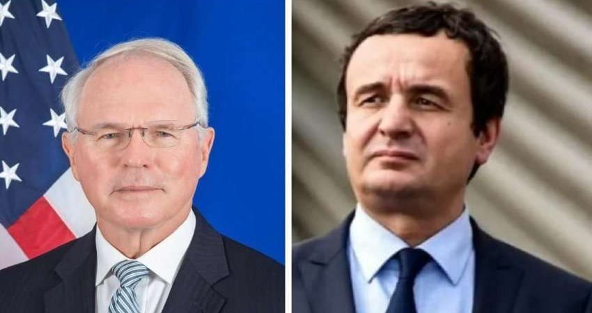 Hill i ashpër me Kurtin: Duhet të dëgjojë më shumë, ka mungesë besimi dhe bashkëpunimi me ShBA-në