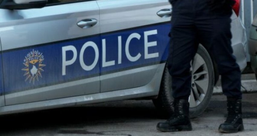 Prishtinë: U zunë në trafik, i dyshuari e godet me thikë një person tjetër