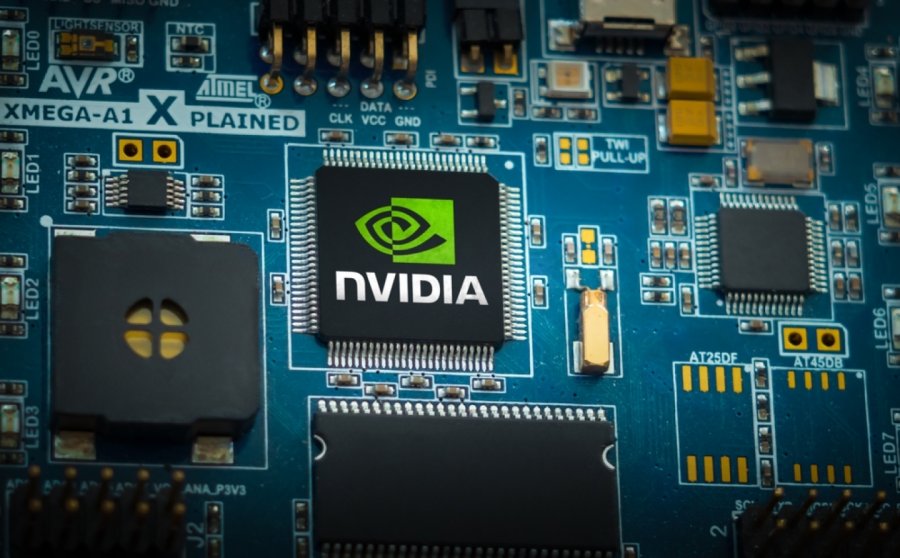 Trump jep dritën jeshile për t’i shitur Kinës mikroçipat e Nvidia-s