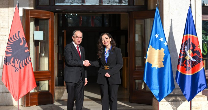 Osmani e pret Begajn: Kosova dhe Shqipëria të jenë gjithmonë pranë njëra-tjetrës