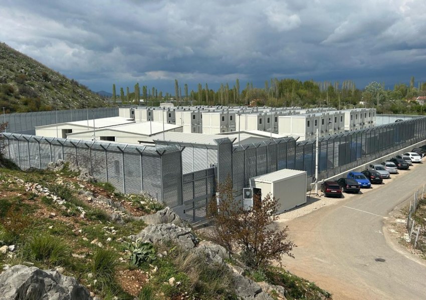 Zbulohet plani: Në Shqipëri do të vendosën emigrantë nga Egjipti dhe Bangladeshi