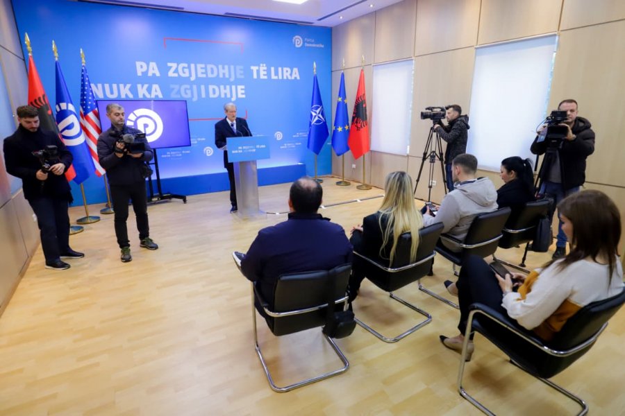 Berisha: Skandalit me kompaninë Kayo sapo i ka dalë koka! Rama licencoi bankën e Bitcoin offshore…