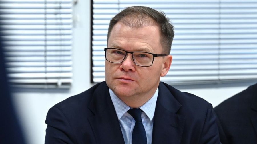 Kabineti gjerman miraton projektligjin për të ulur emetimet serrë nga karburantet