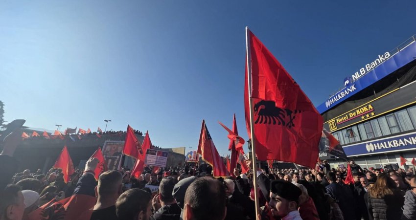 Nis protesta në Shkup, kërkohet drejtësi për ish-krerët e UÇK-së në Hagë