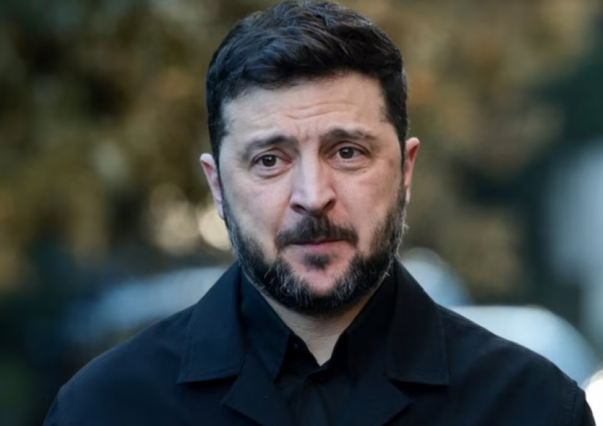 Zelensky kërkon paqe të ‘dinjitetshme’ në prag të takimit mes zyrtarëve amerikanë e ukrainas në Berlin