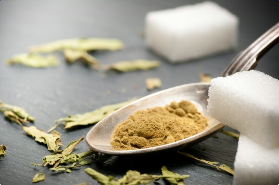 Sa sheqer zëvendëson në të vërtetë stevia?
