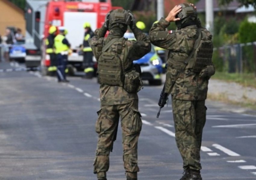 Do kryente sulme terroriste për Krishtlindje, Polonia arreston studentin që mbështeste ISIS